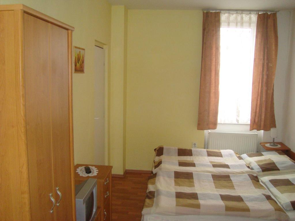 Penzion Adria Turcianske Teplice Room photo